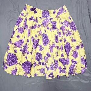 Chic Floral A-Line Skirt in Yellow and Purple